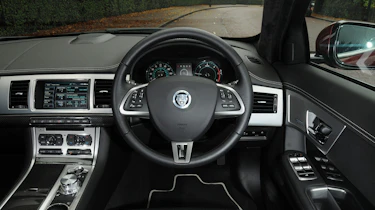 Jaguar XF Sportbrake interior