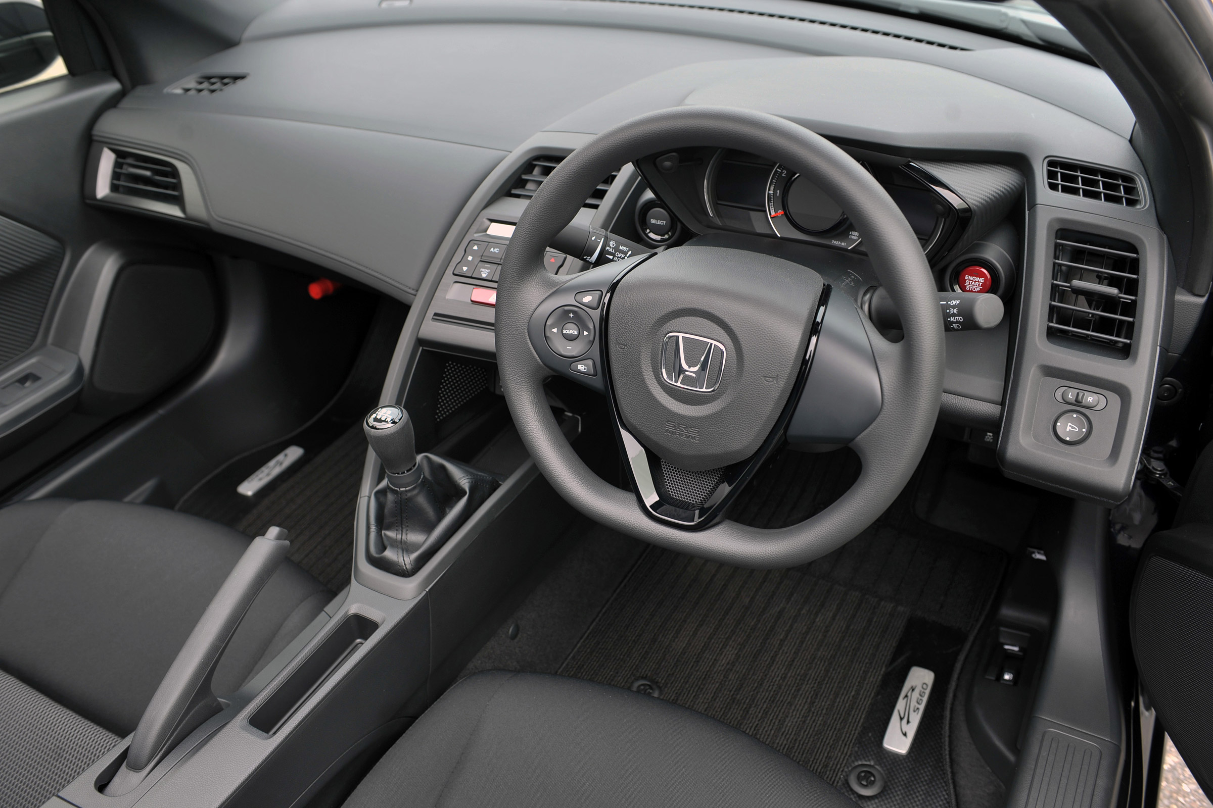 Honda S660 interior