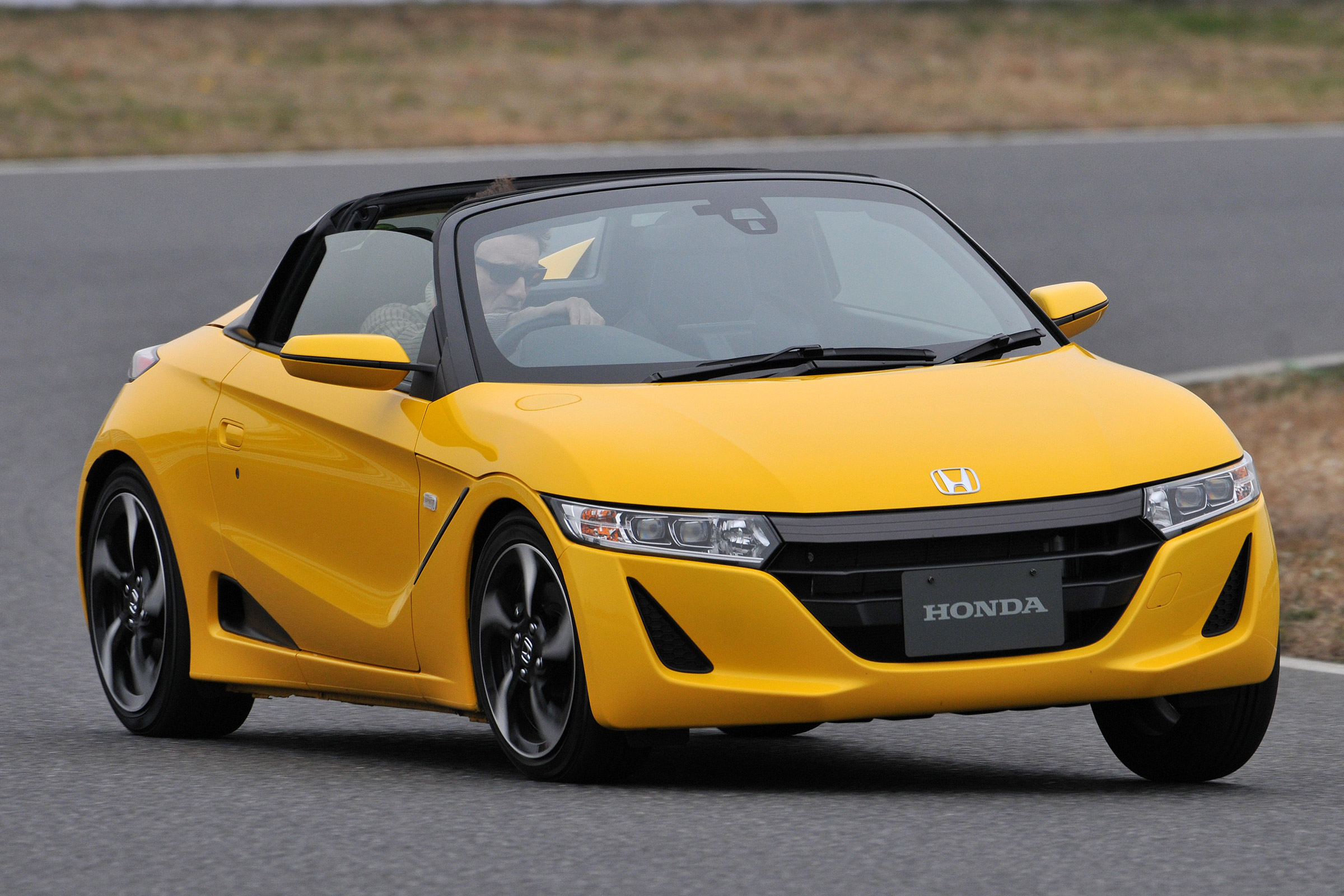 Honda S660 cornering