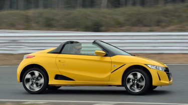 Honda S660 side