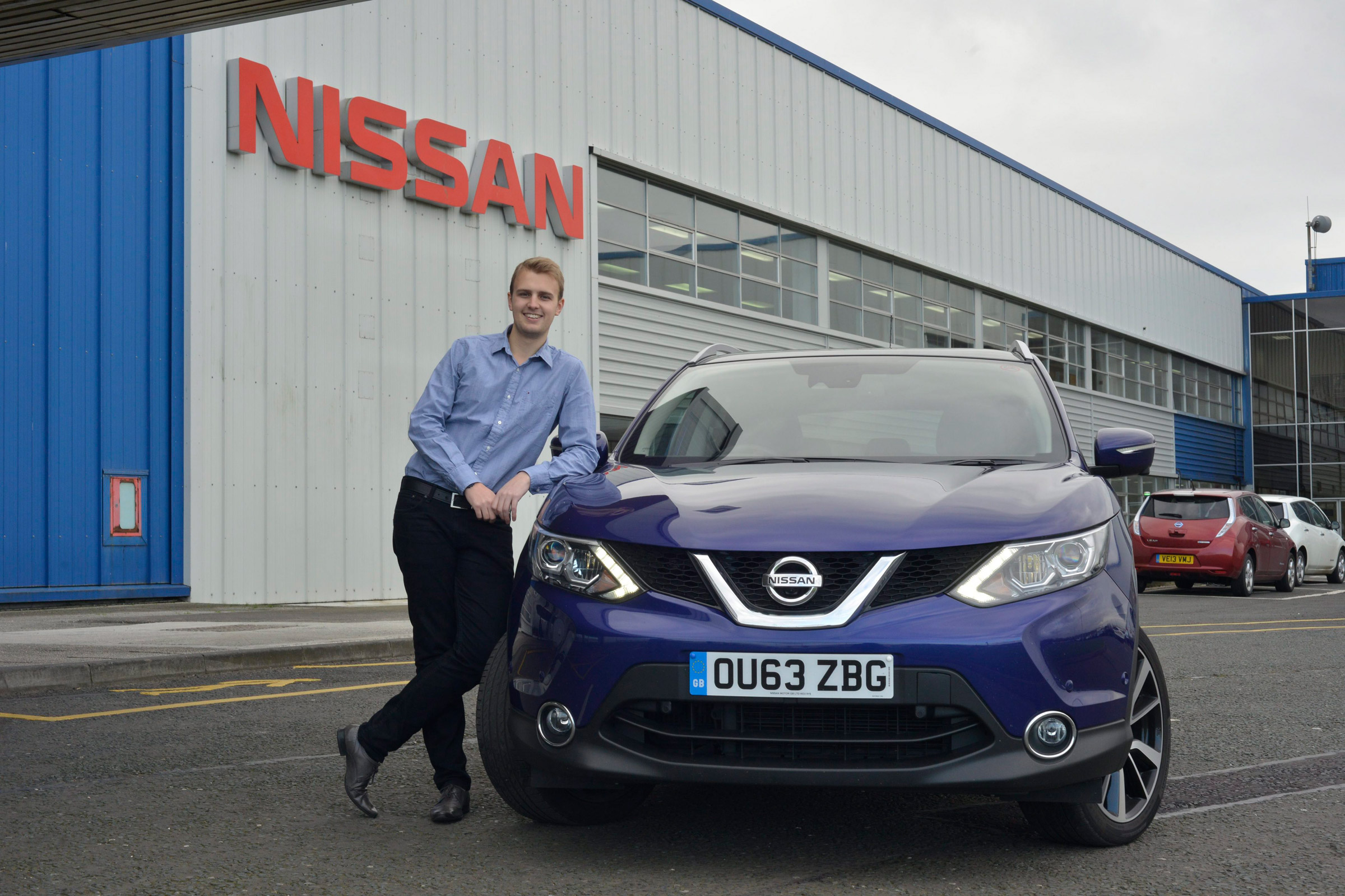 Nissan Qashqai long termer factory