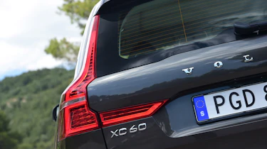 Ford Kuga - front tracking
