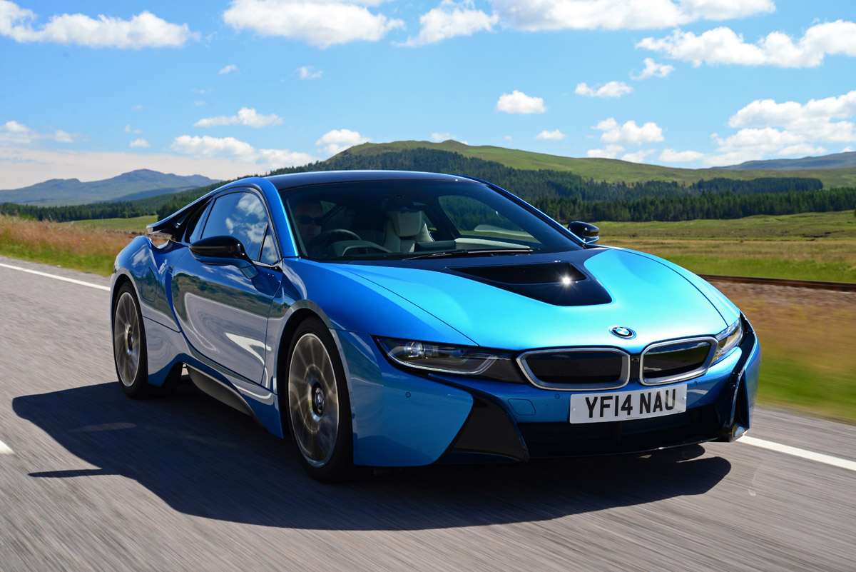 BMW i8 UK front