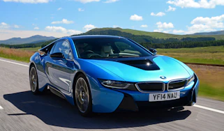 BMW i8 UK front