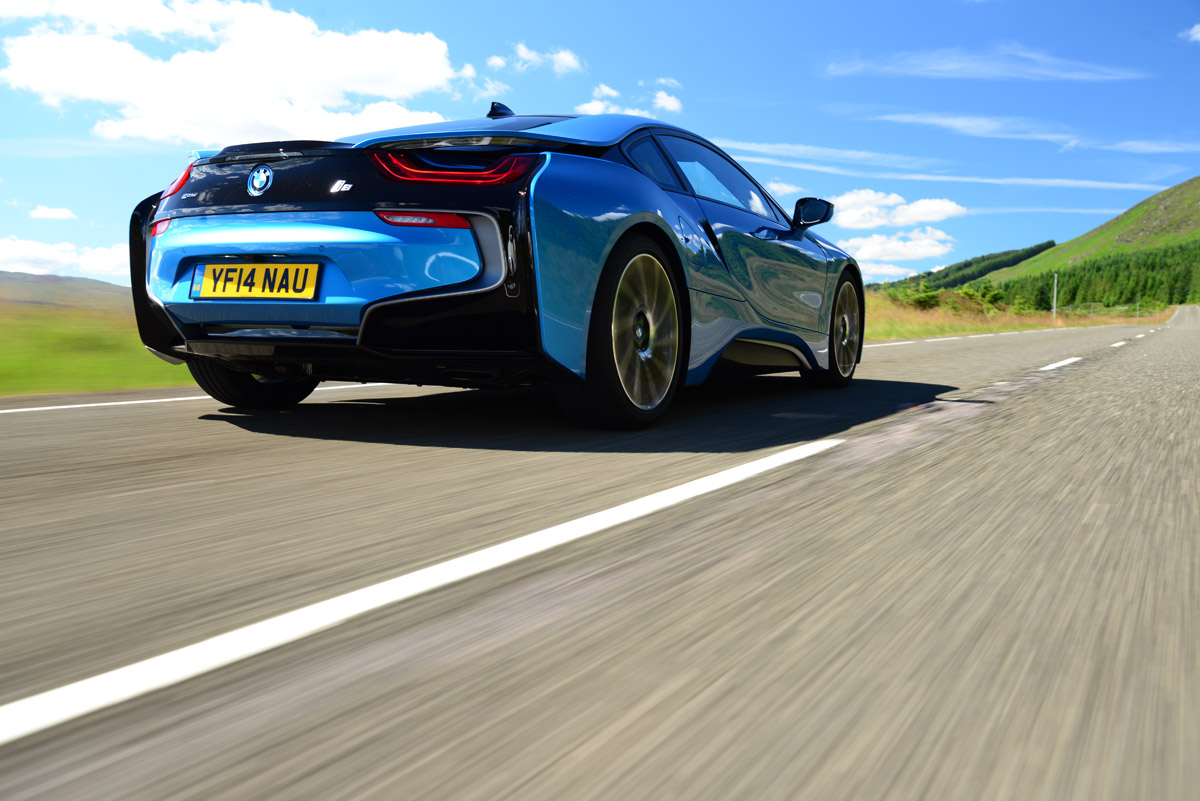 BMW i8 UK rear