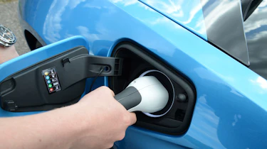 BMW i8 UK charger