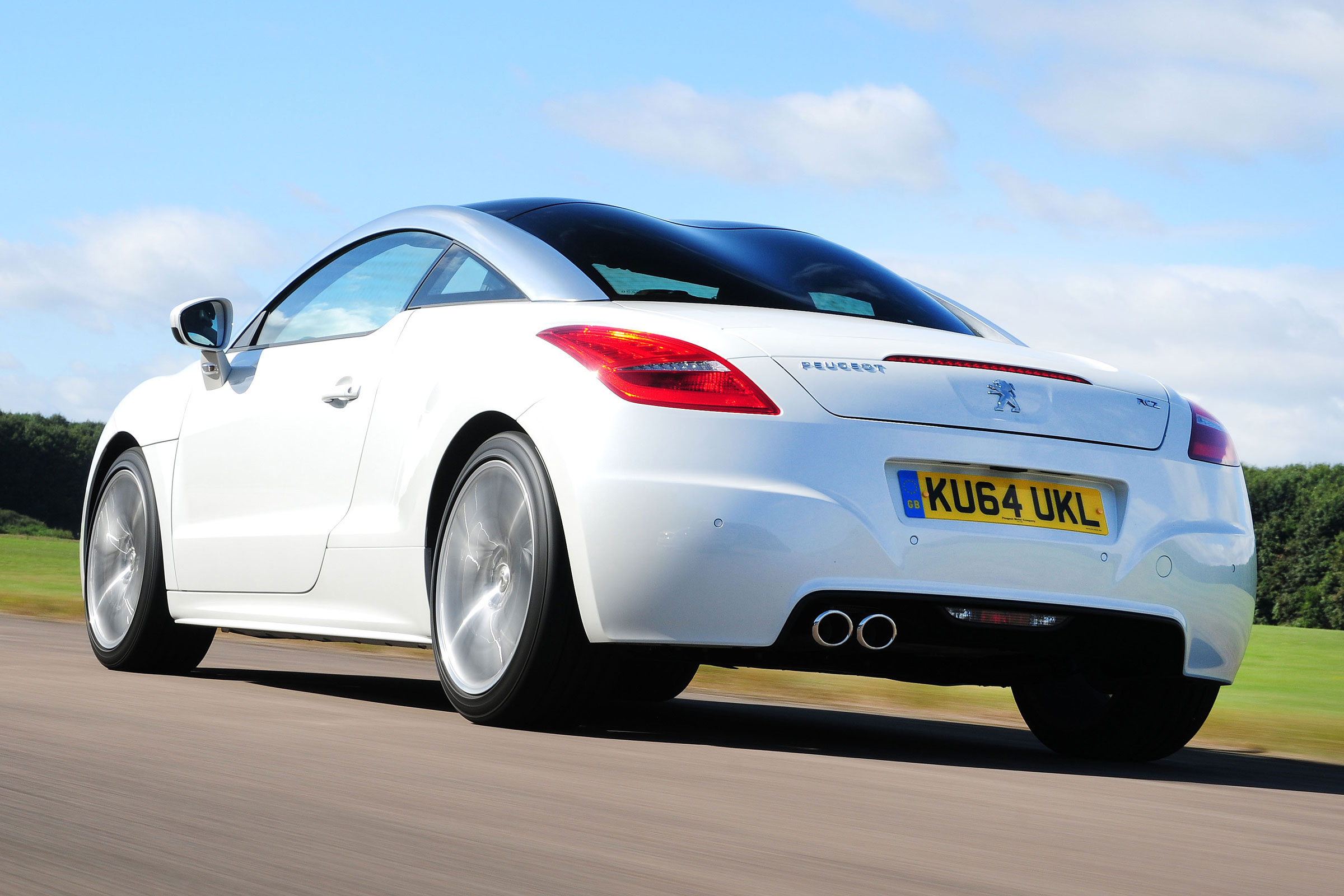 Peugeot RCZ - rear tracking