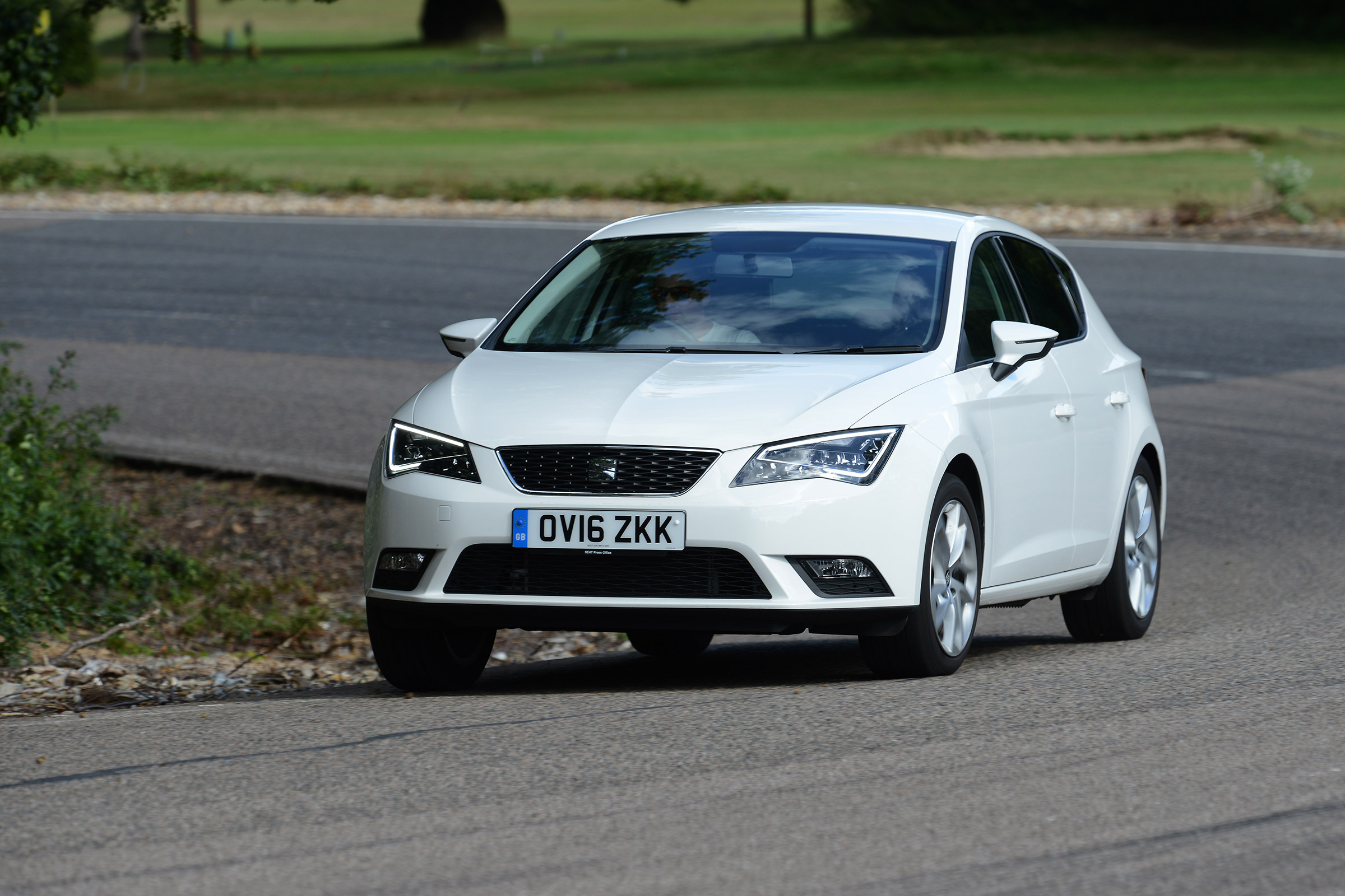 Peugeot RCZ - front tracking