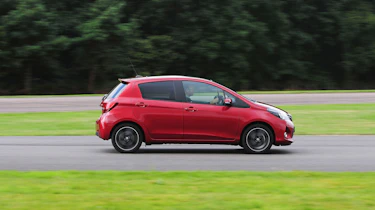 Toyota Yaris side action