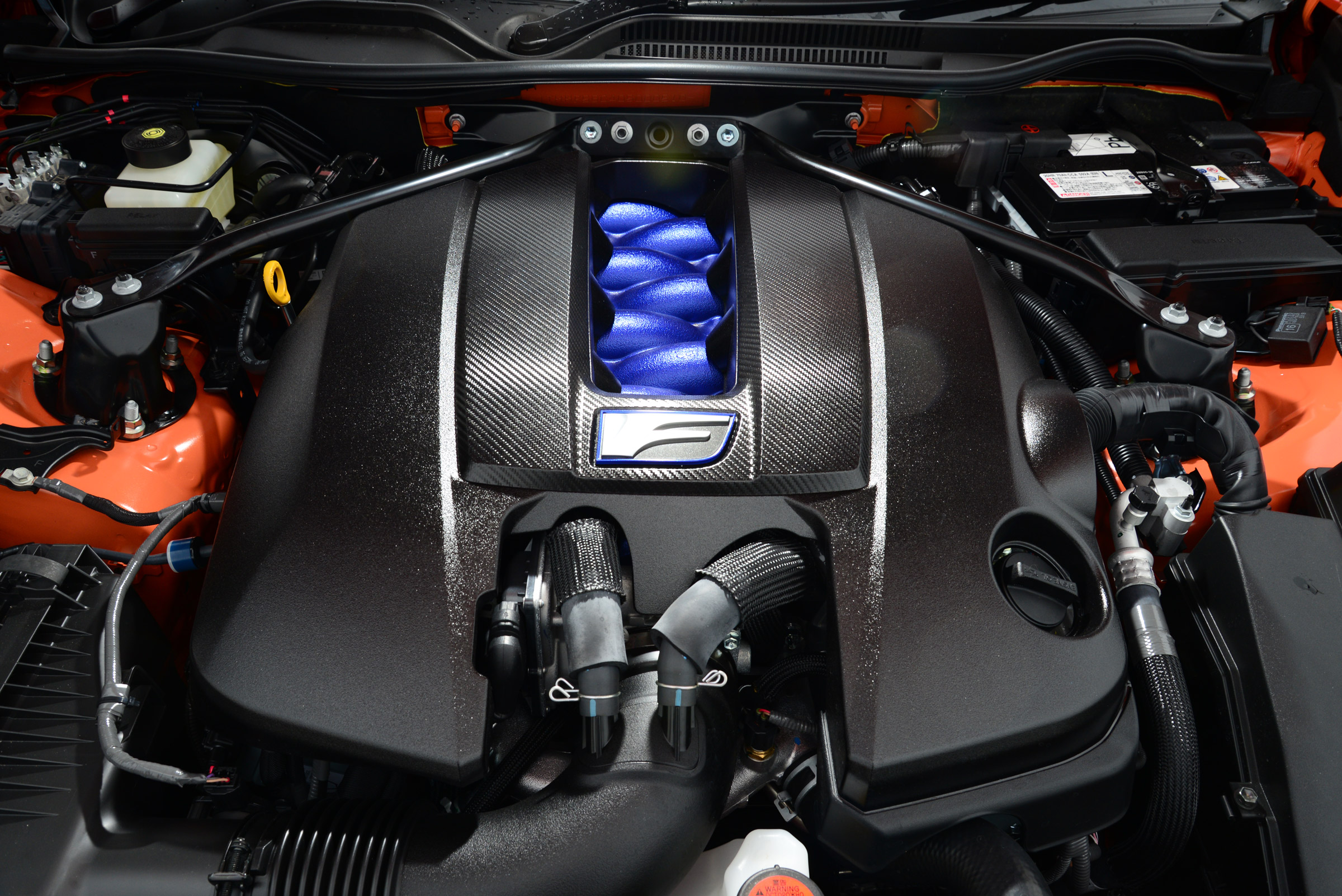 Lexus RC F engine