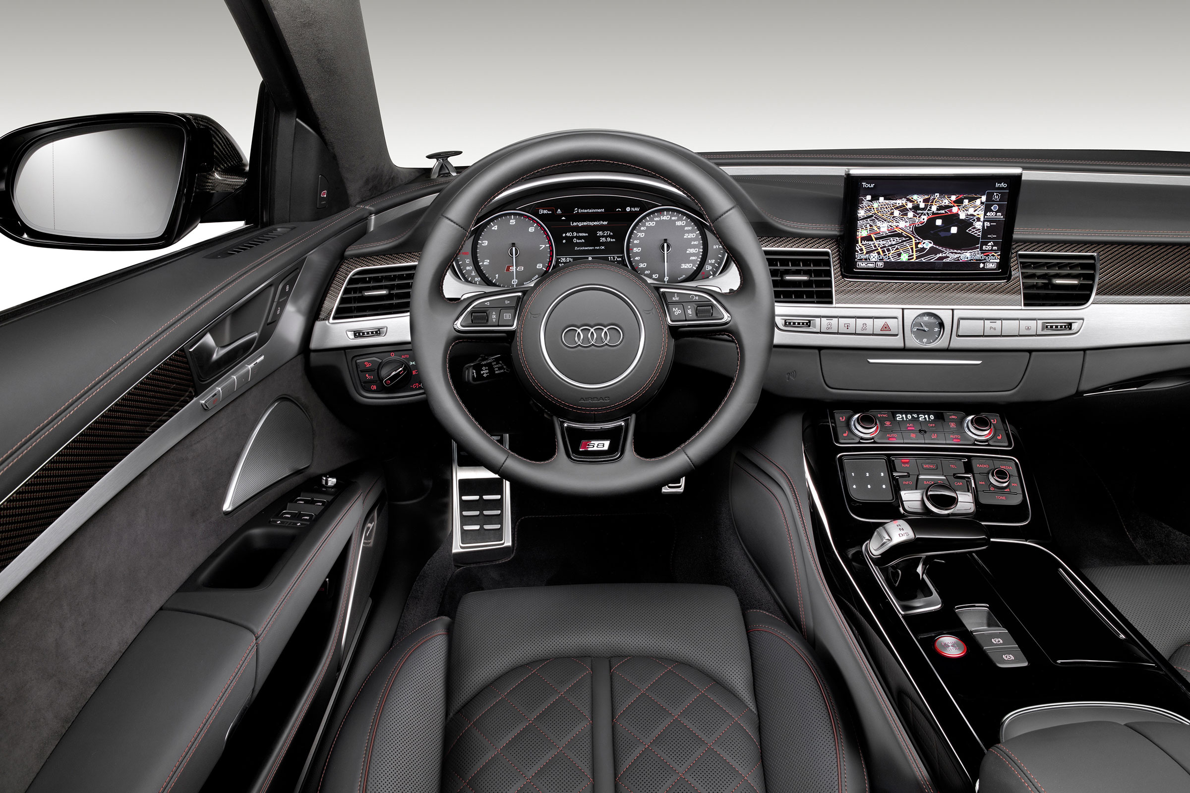 Audi S8 Plus - interior