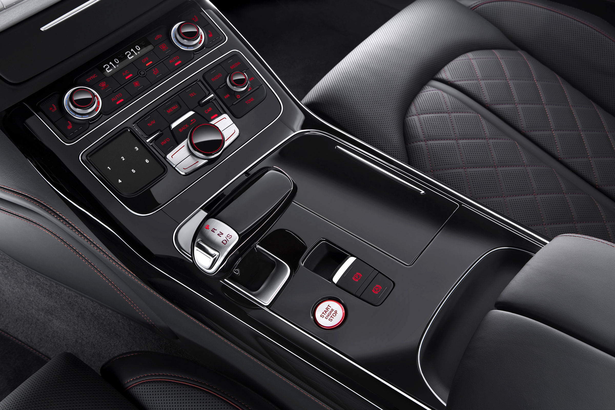 Audi S8 Plus - interior detail