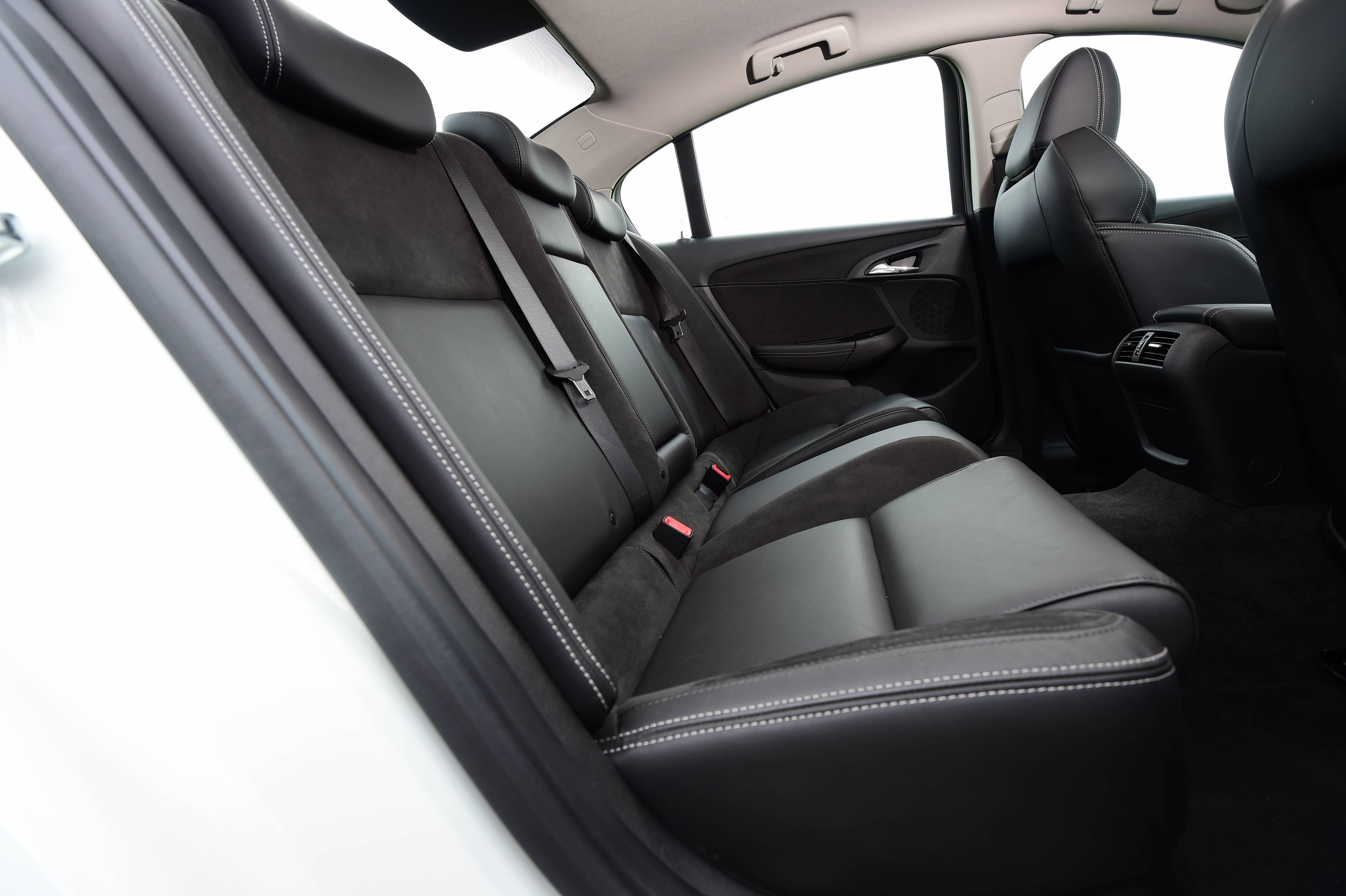 Vauxhall VXR8 GTS - rear seats