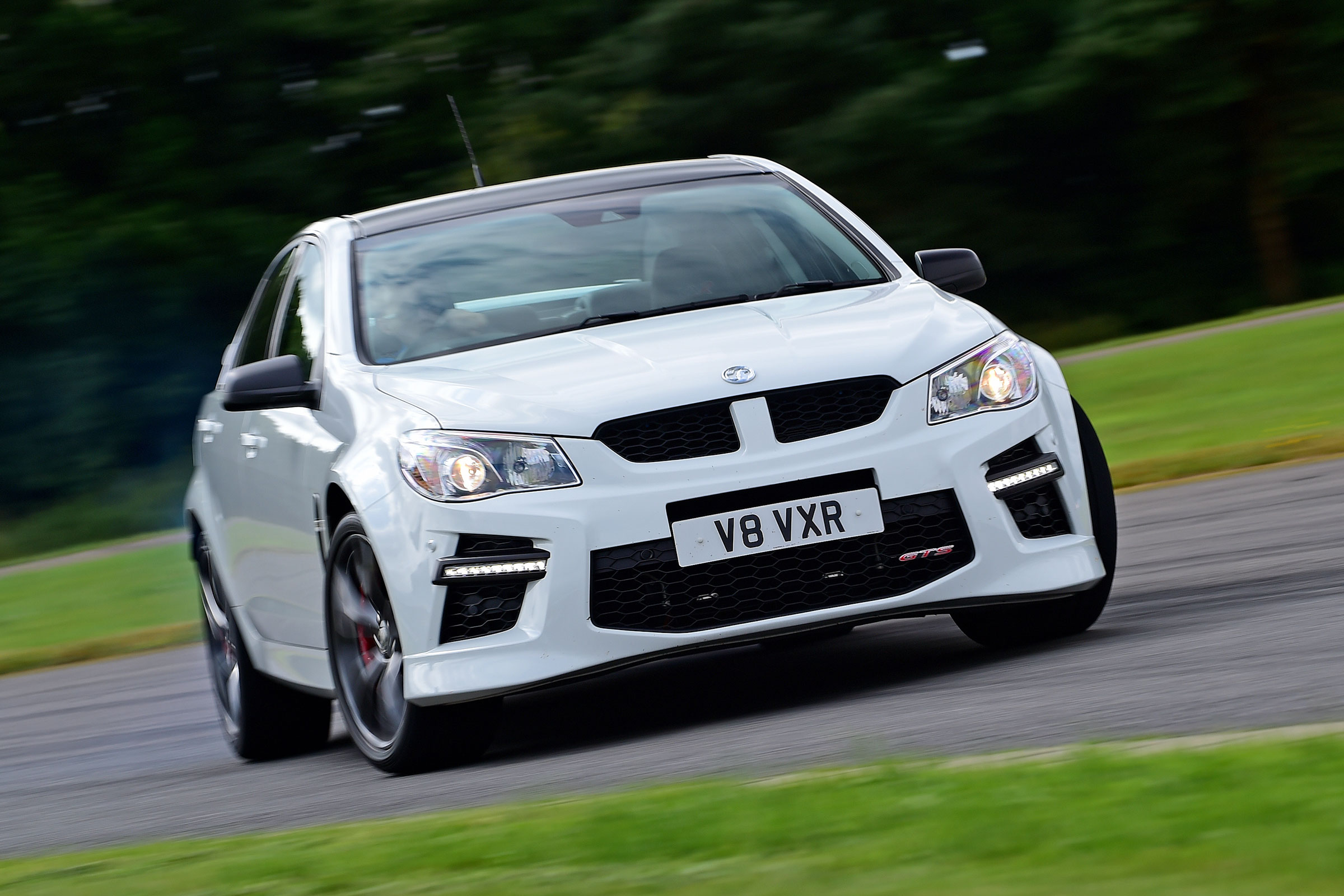 Vauxhall VXR8 GTS - front cornering