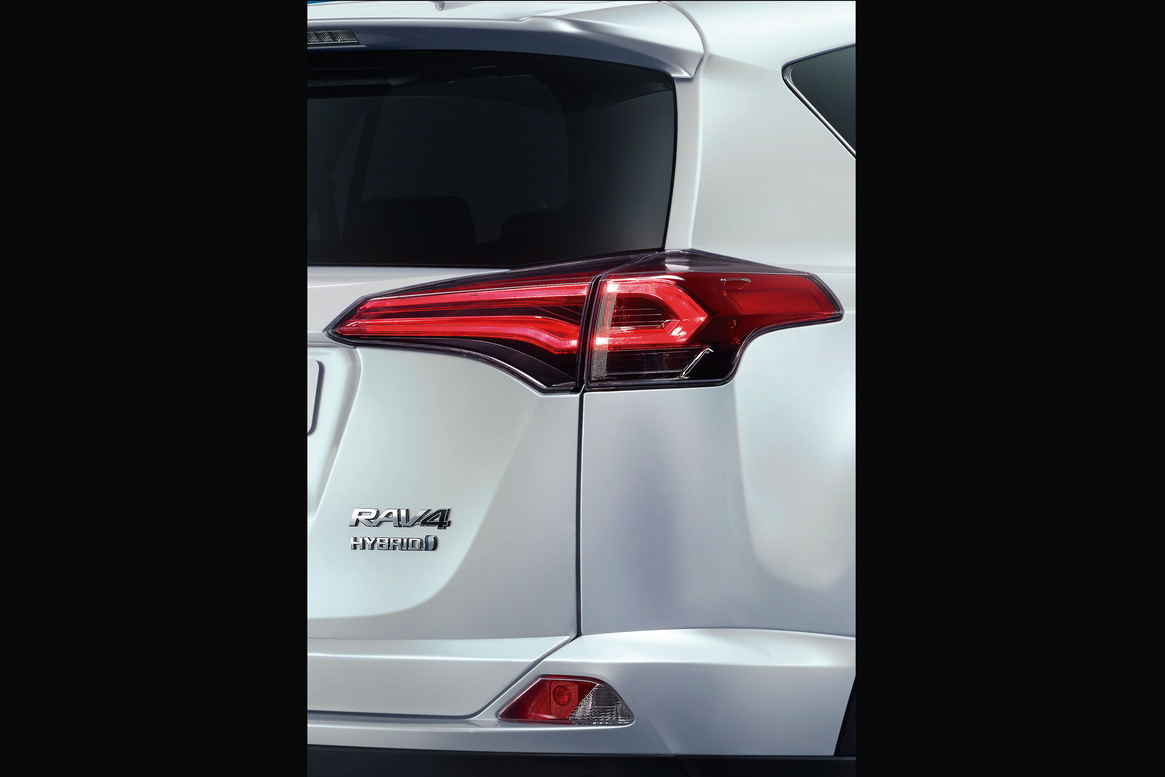 2016 Toyota Rav4 Hybrid teaser