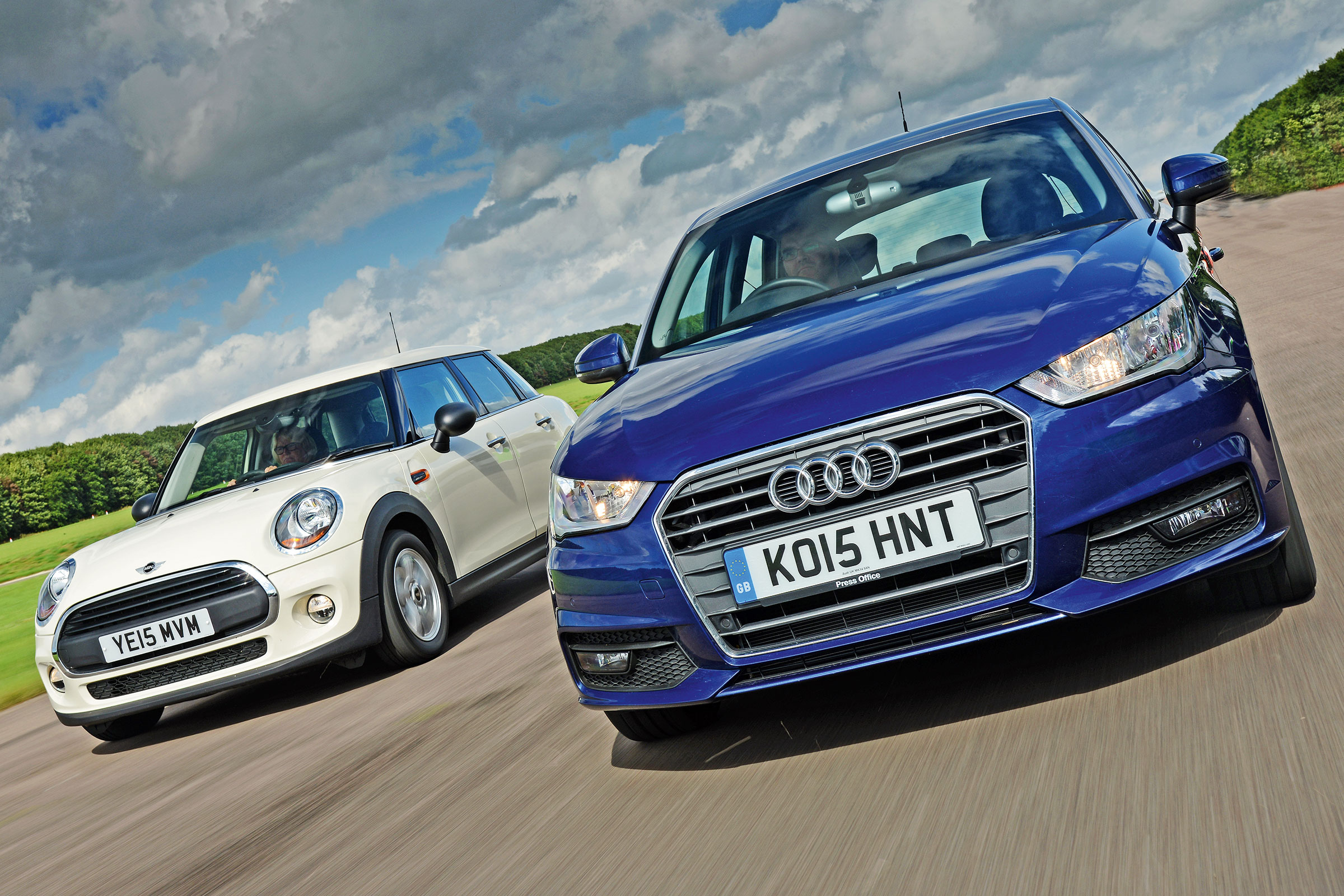 Audi A1 Sportback vs MINI One 5dr
