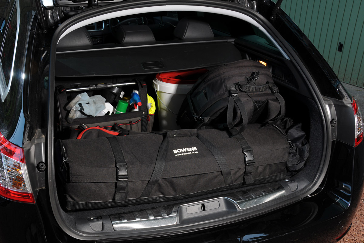 Peugeot 508 SW boot