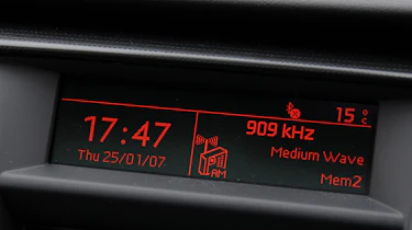 Peugeot 508 SW display