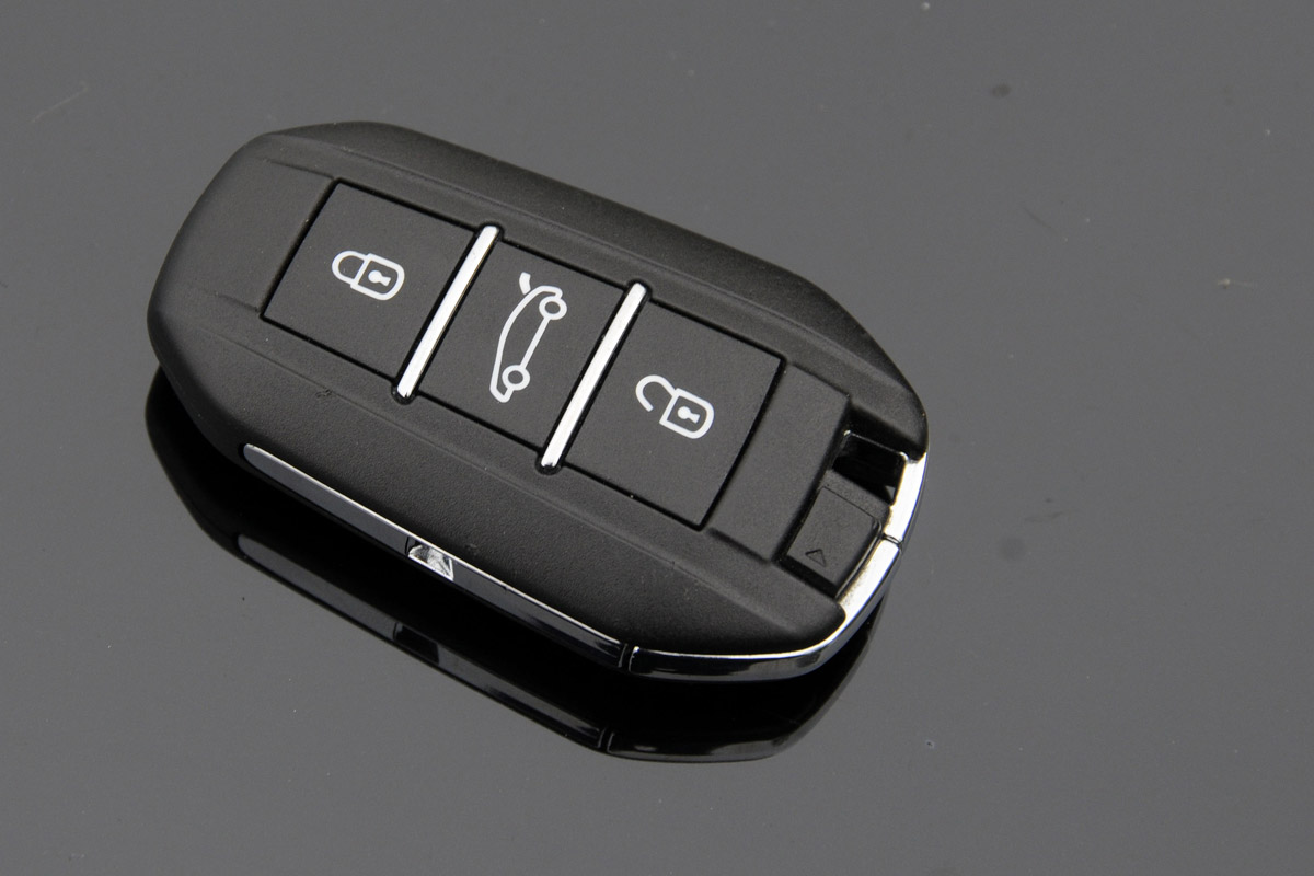 Peugeot 508 SW key fob