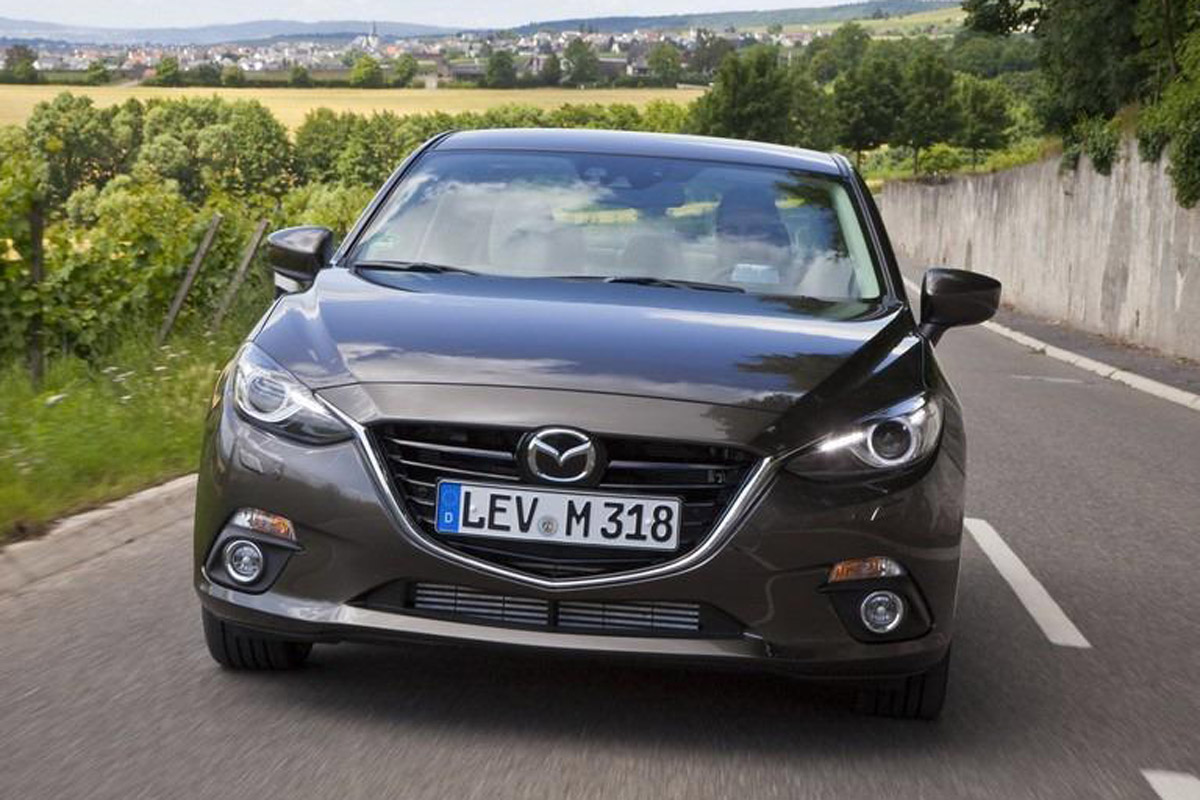 Mazda3 saloon front