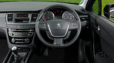 Peugeot 508 SW interior