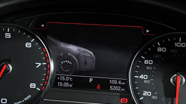 Audi A8 dials