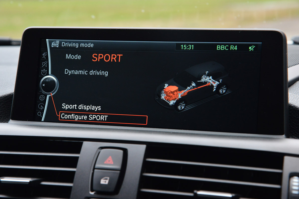 BMW M135i interior screen