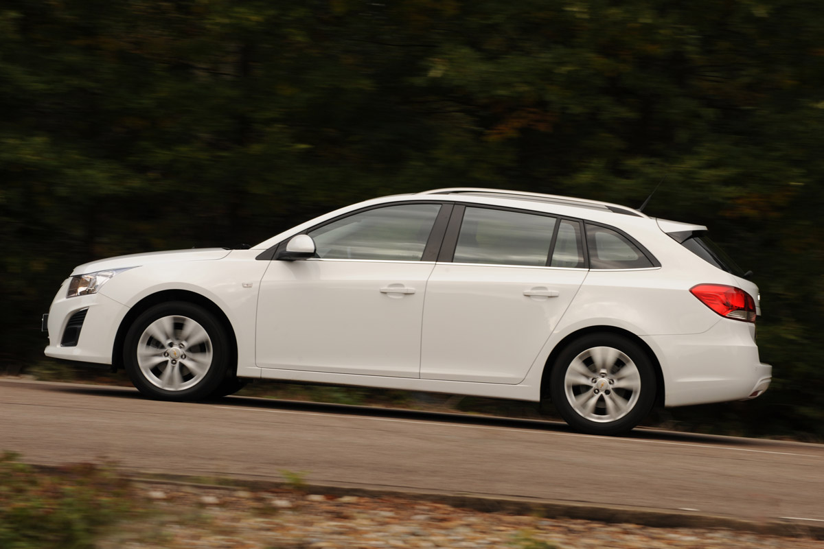 Chevrolet Cruze SW panning