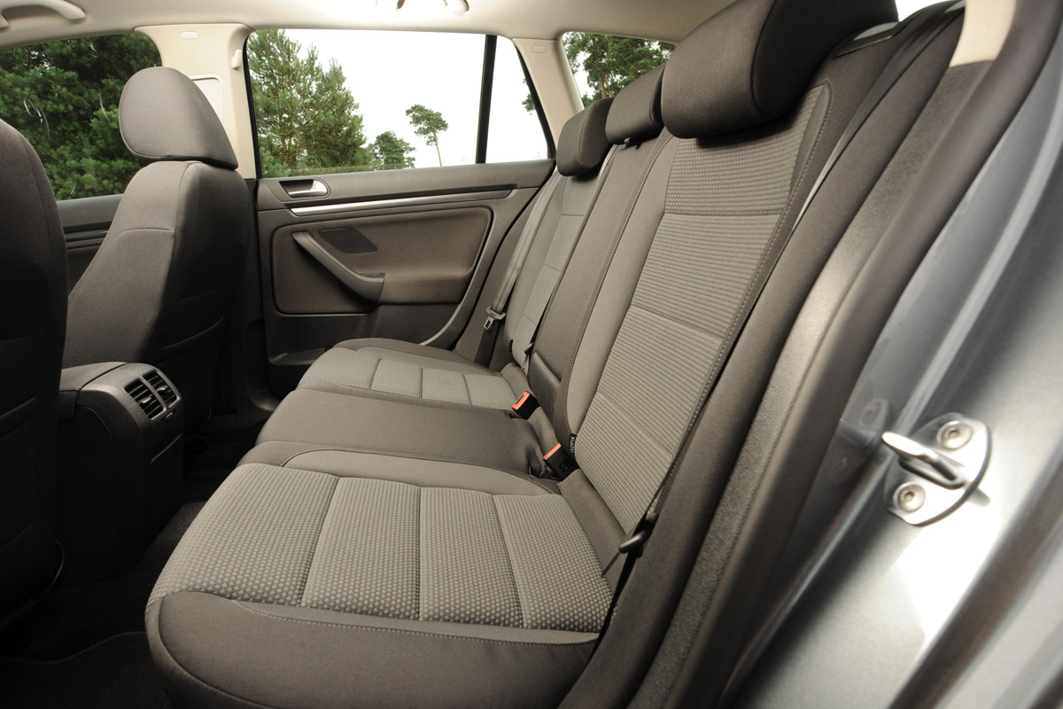 Volkswagen Golf Estate rear seats