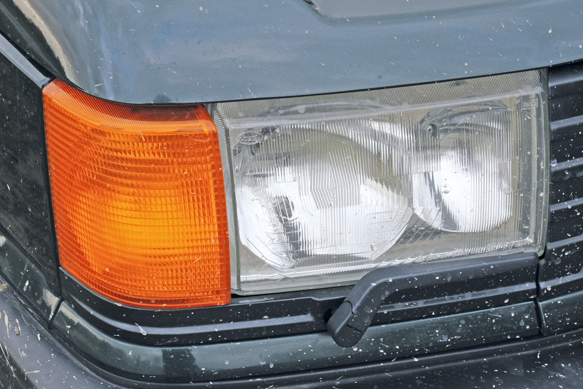 Range Rover MkII headlight