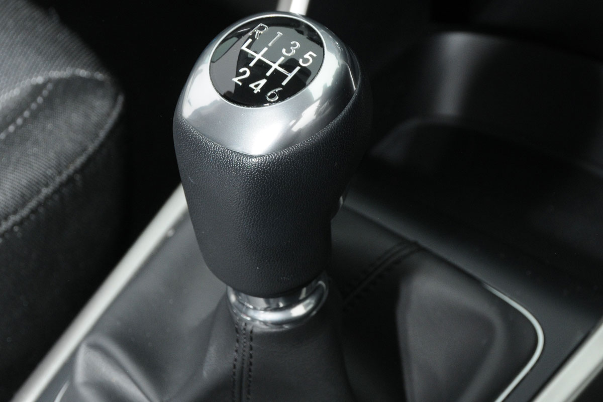 Hyundai i30 gear lever detail