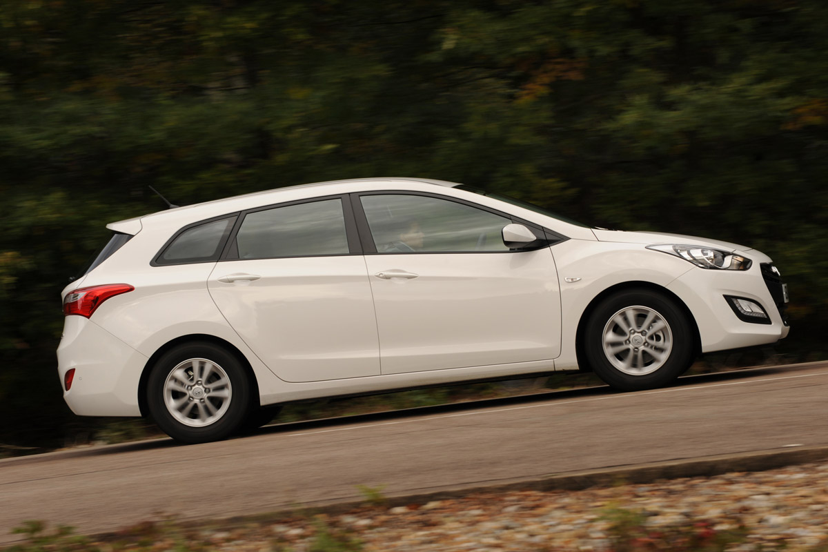 Hyundai i30 Tourer panning