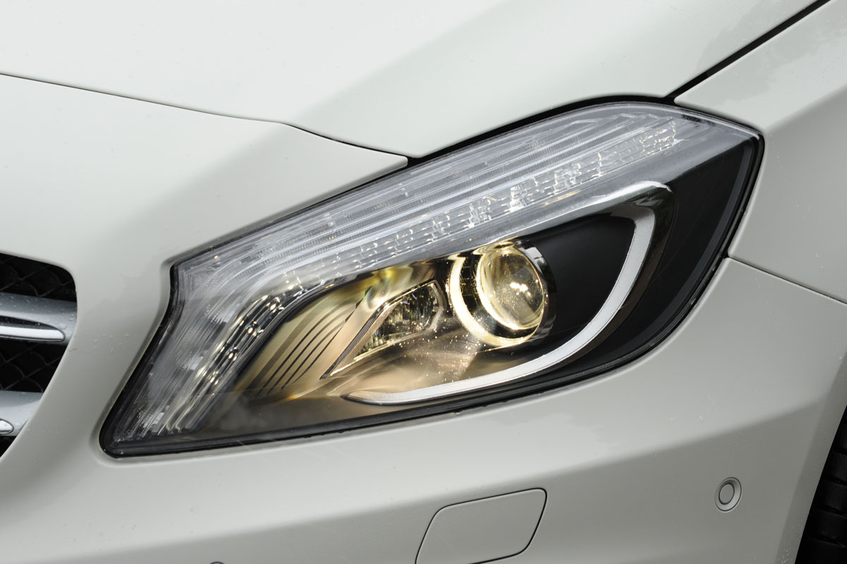 Mercedes A250 headlight
