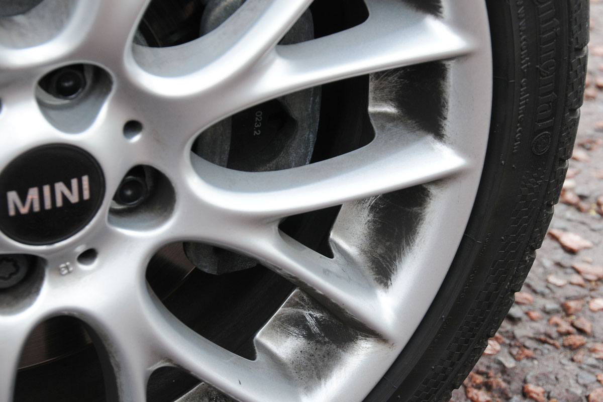 MINI Roadster wheel detail