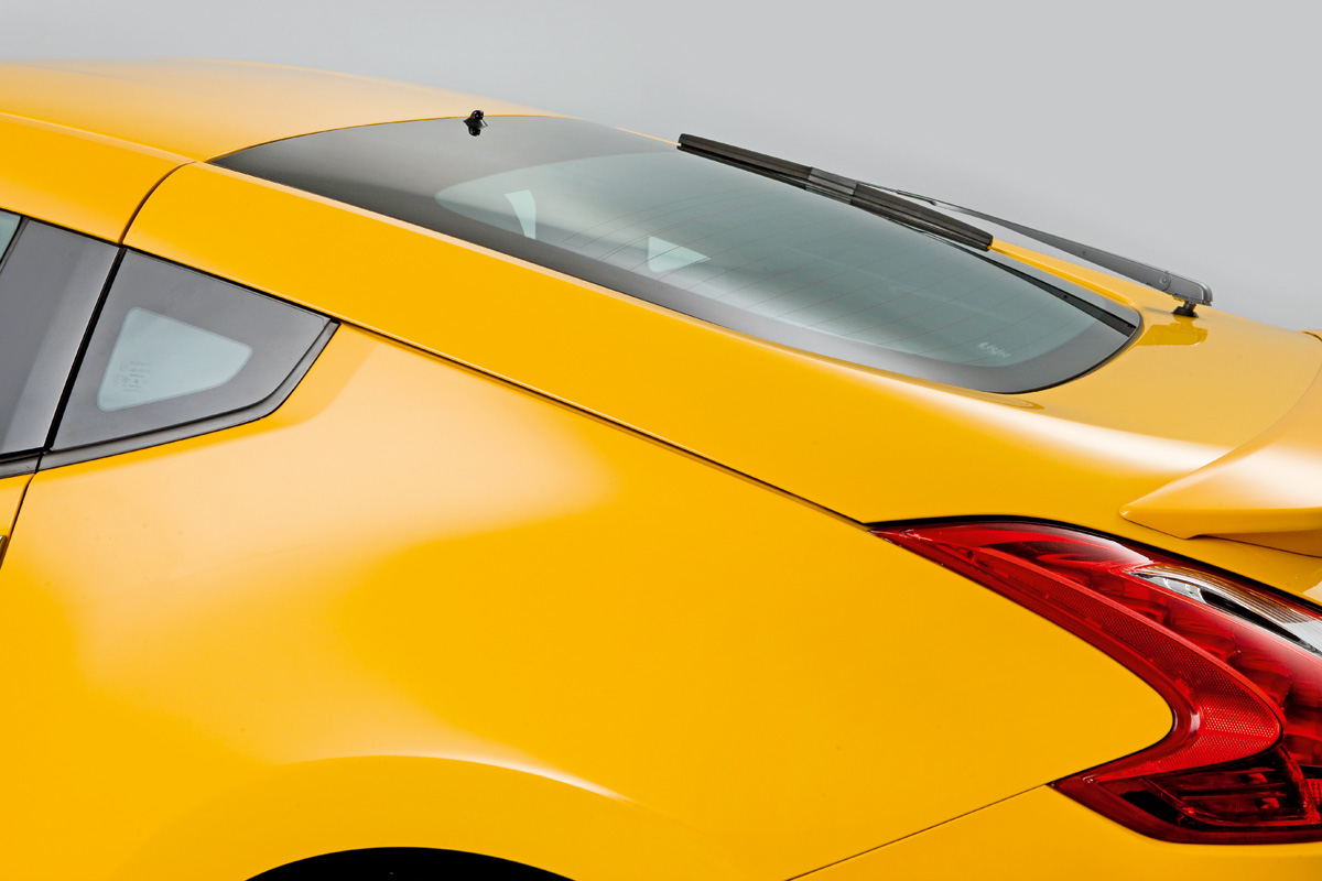 Nissan 370Z parking
