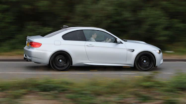 BMW M3 Frozen Silver panning