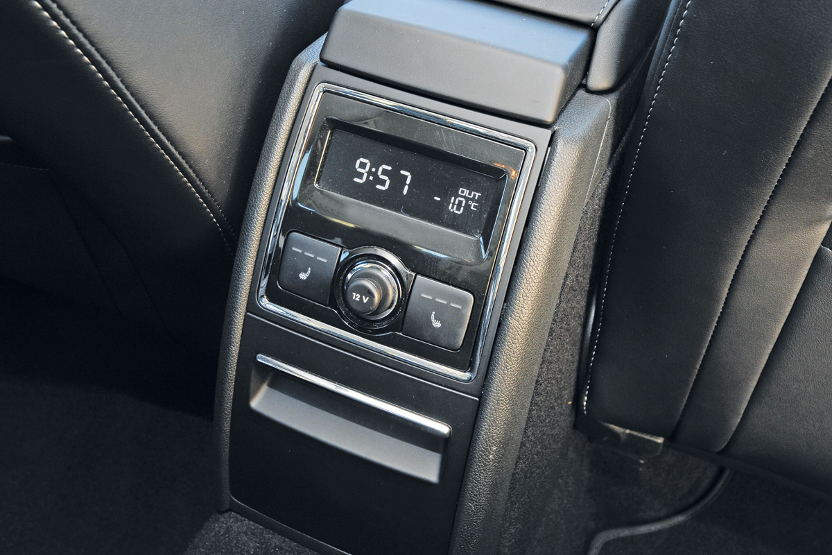 Skoda Superb interior detail