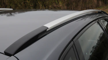 Volvo V40 Cross Country roof bars