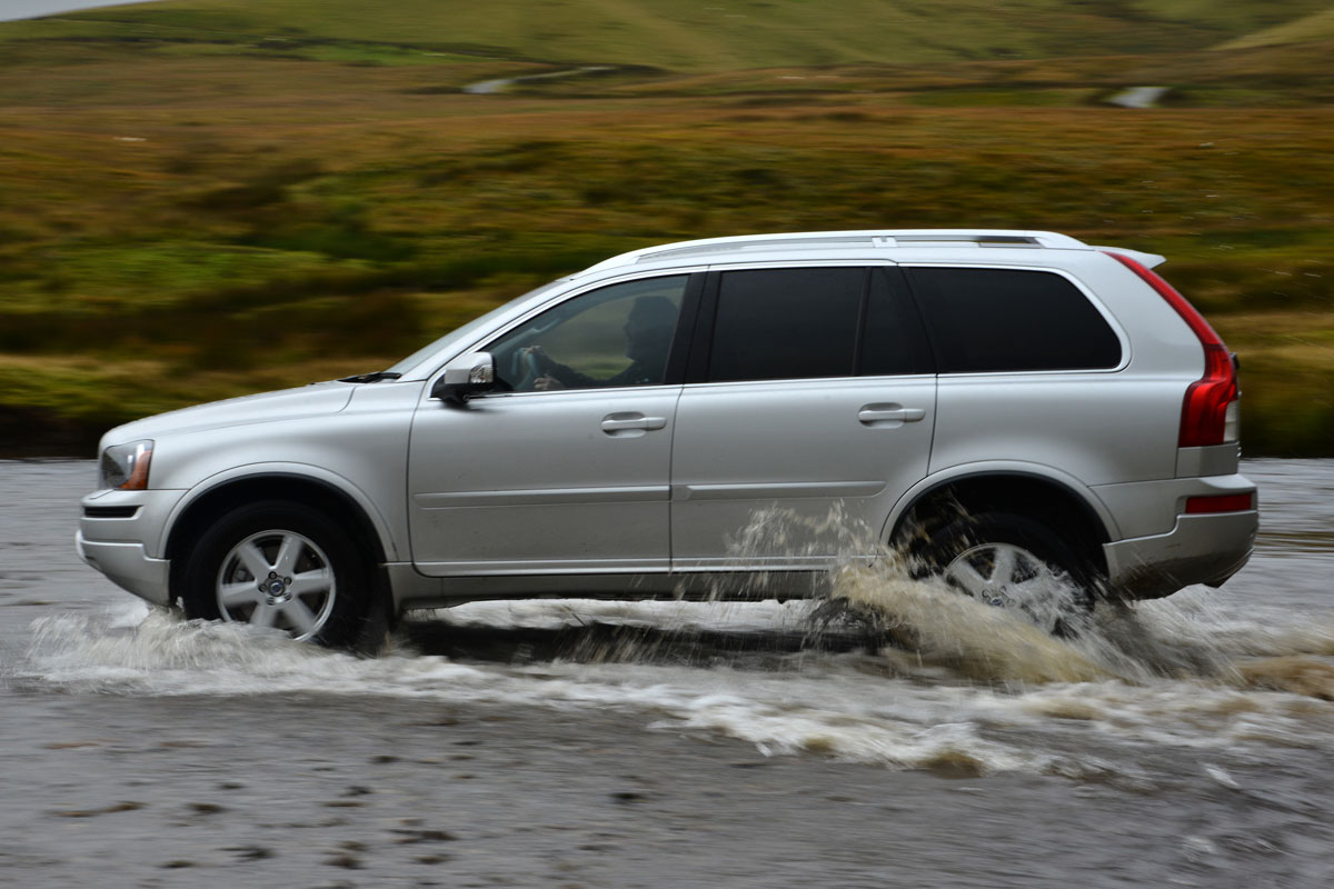 Volvo XC90 panning