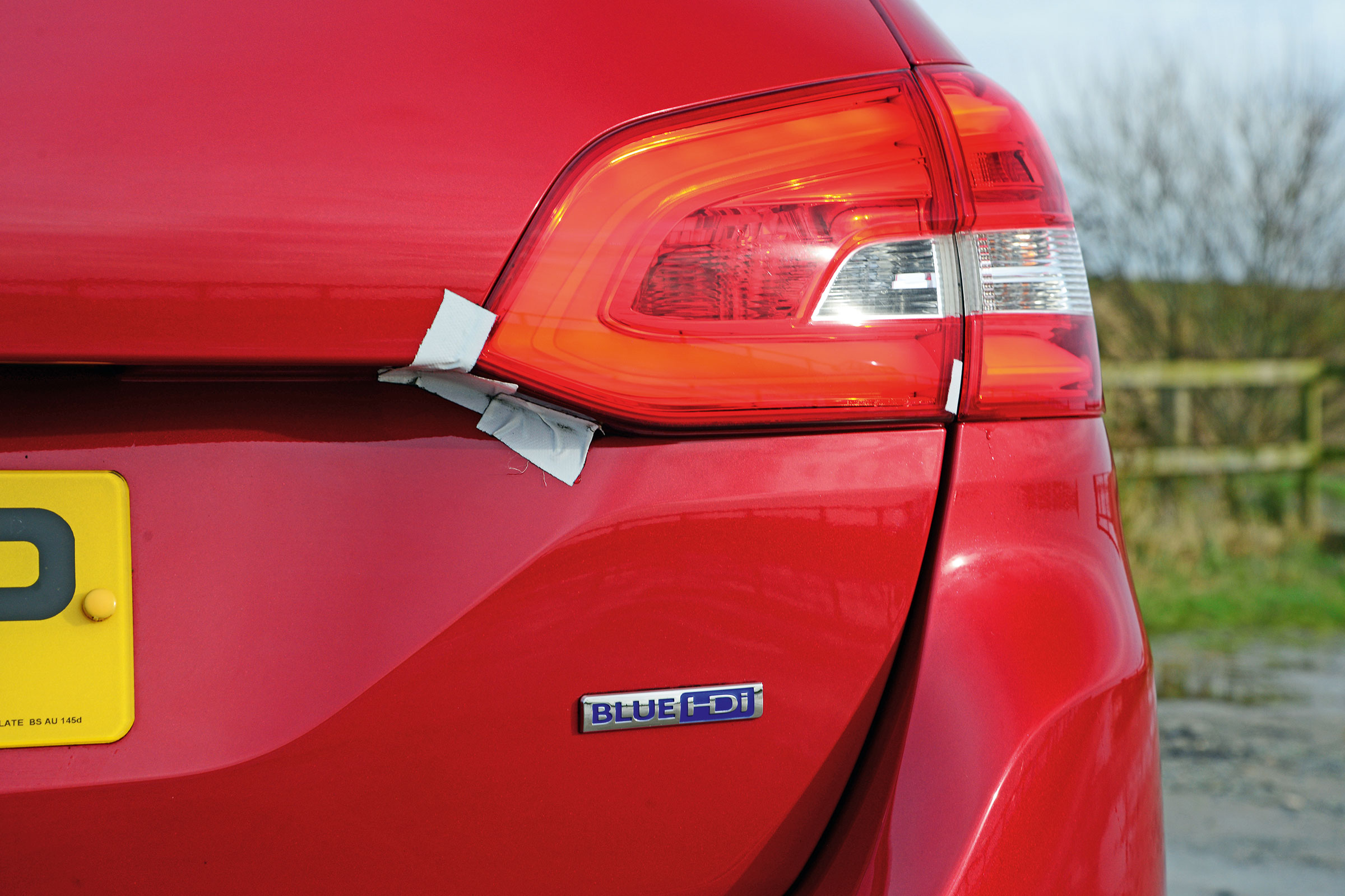Peugeot 308 SW - loose light cluster