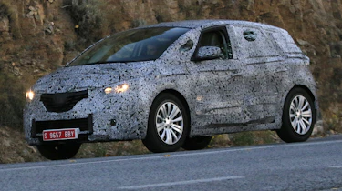 Renault Scenic spyshots front side