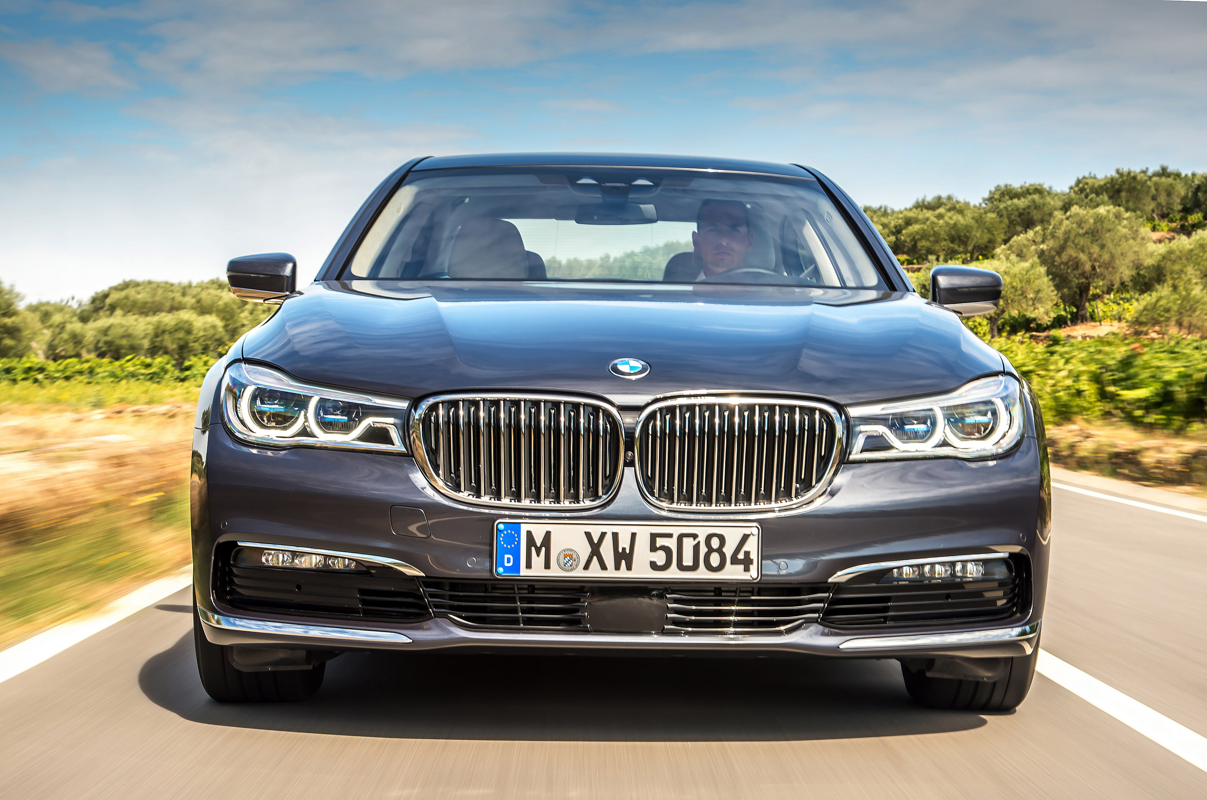 New BMW 7 Series 2015 nose