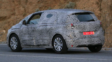 Renault Scenic spyshots rear side