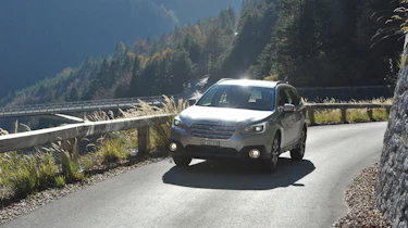 New Subaru Outback 2015 driving
