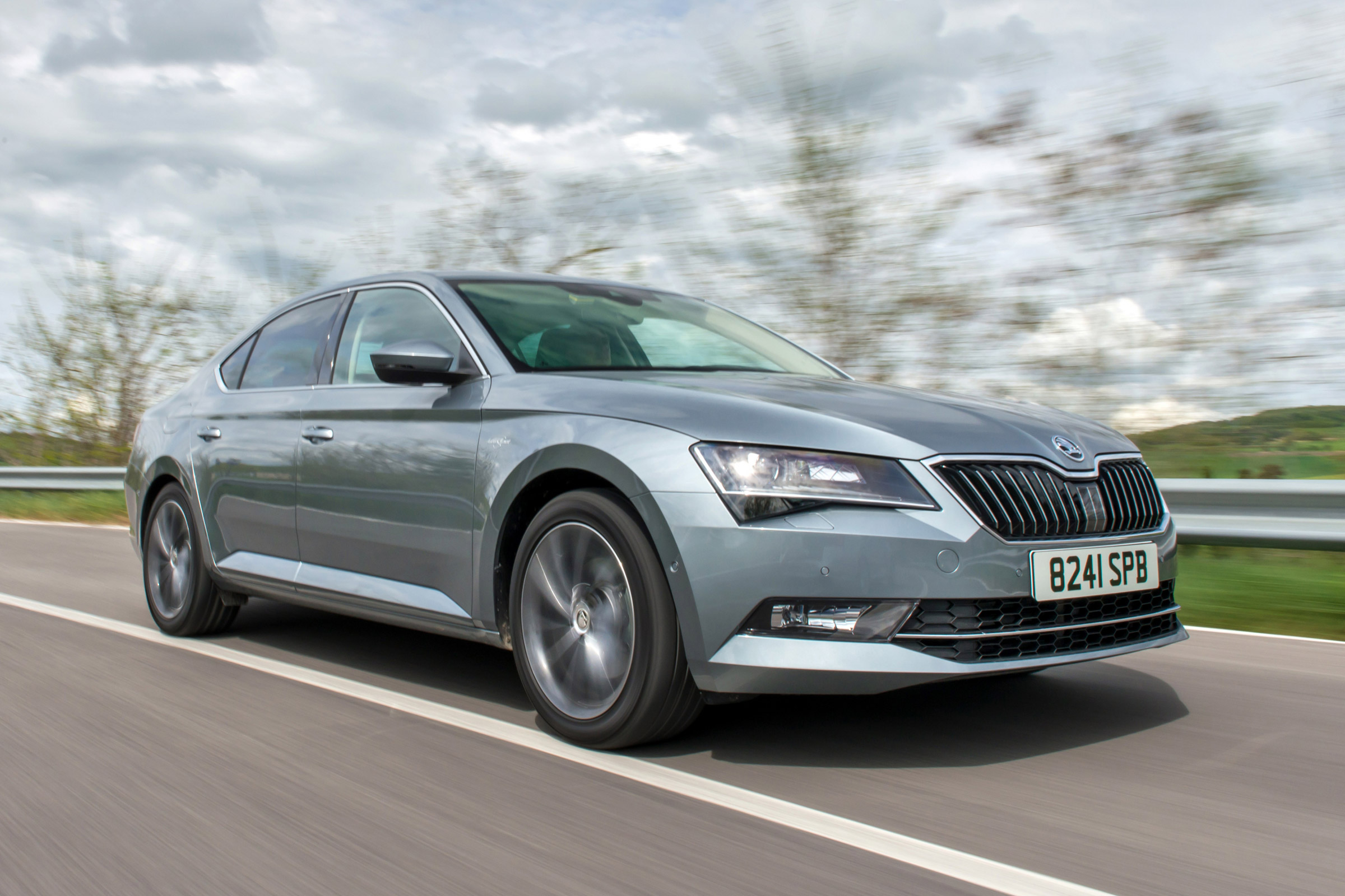 Skoda Superb 1.4 TSI 2015 front