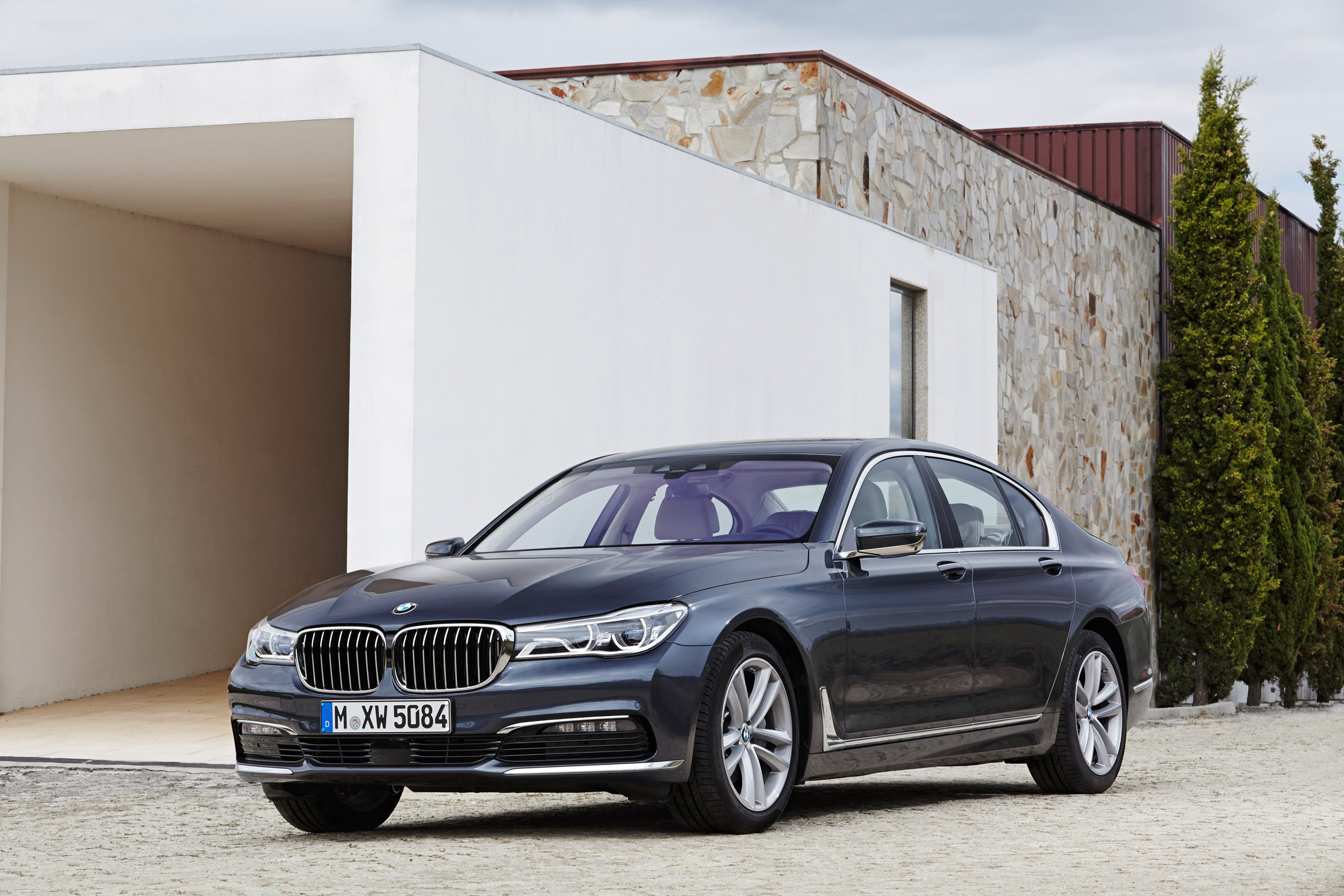 New BMW 7 Series 2015 static