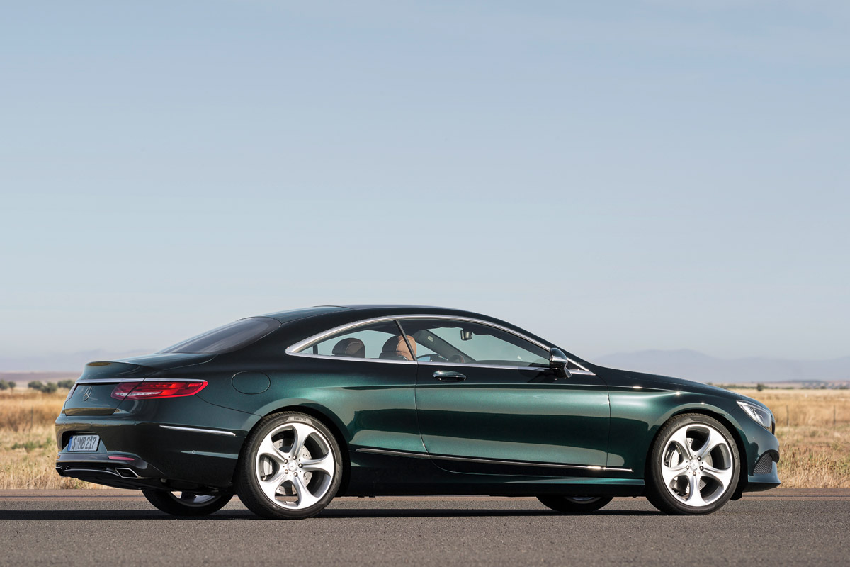 Mercedes S-Class Coupe side