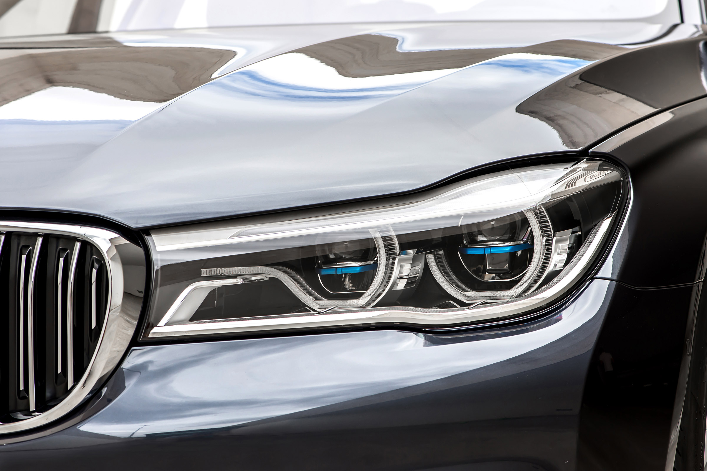 New BMW 7 Series 2015 light