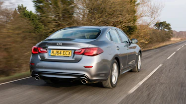 Infiniti Q70 hybrid rear