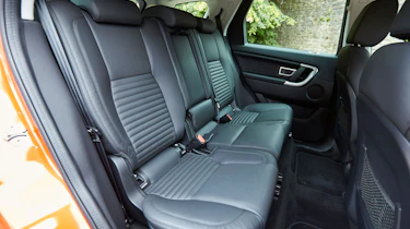 Land Rover Discovery Sport - rear seats